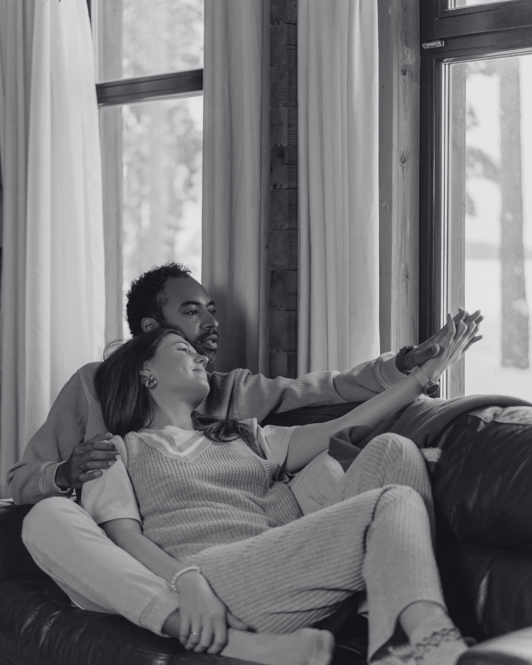 Couples therapy using attachment-based approaches at Tides Mental Health in Chicago
