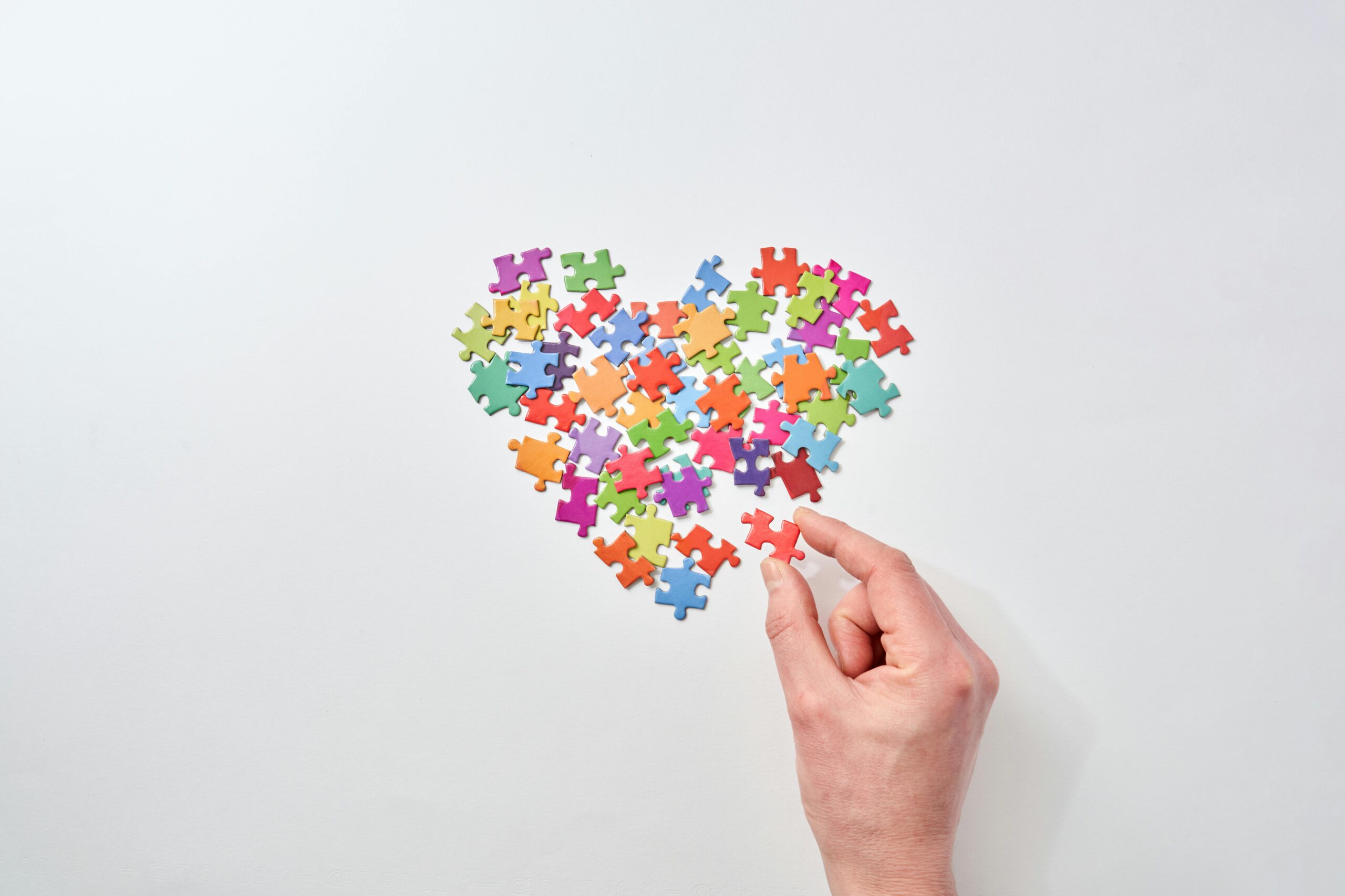 Solution-focused therapy session at Tides Mental Health in Chicago
